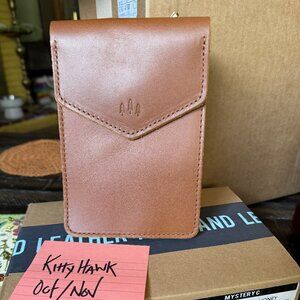 PLG Portland Leather Goods - Parker Phone Bag - Honey - BNNU